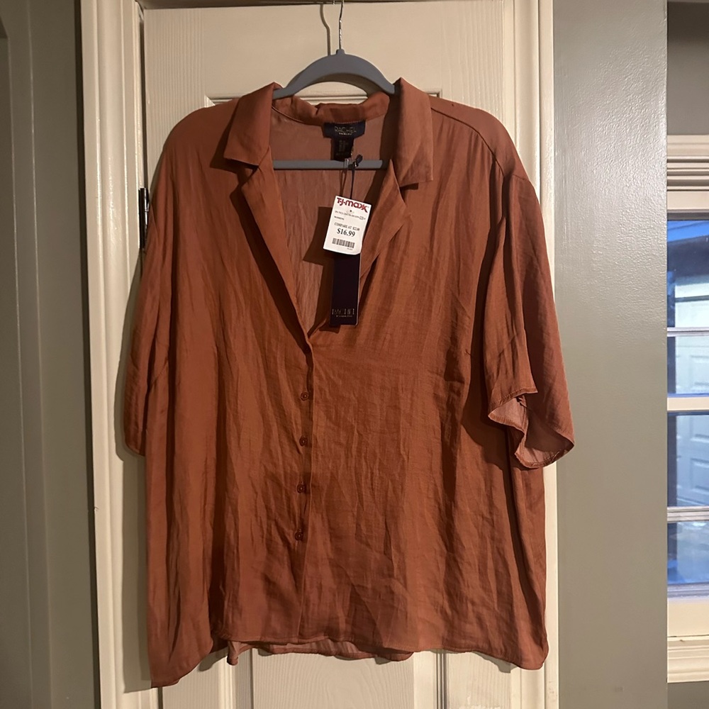 Rachel blouse new with tags